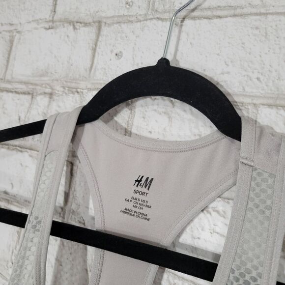 H&M Sport razor back tank - Picture 8 of 14
